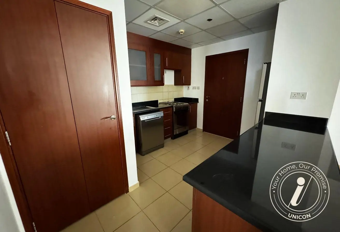 Corner Huge 1BR | Marina View