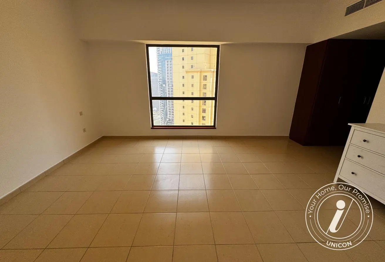 Corner Huge 1BR | Marina View