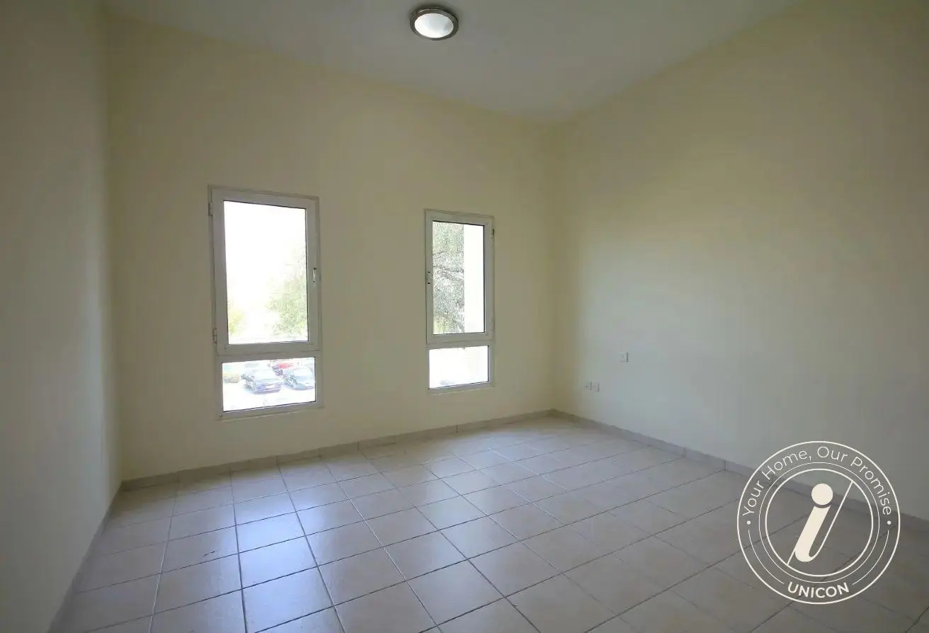 Apartment for sale in Building 110, Cactus Cluster