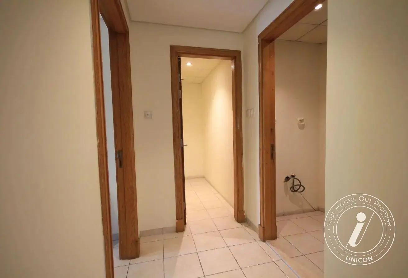 Apartment for sale in Building 110, Cactus Cluster