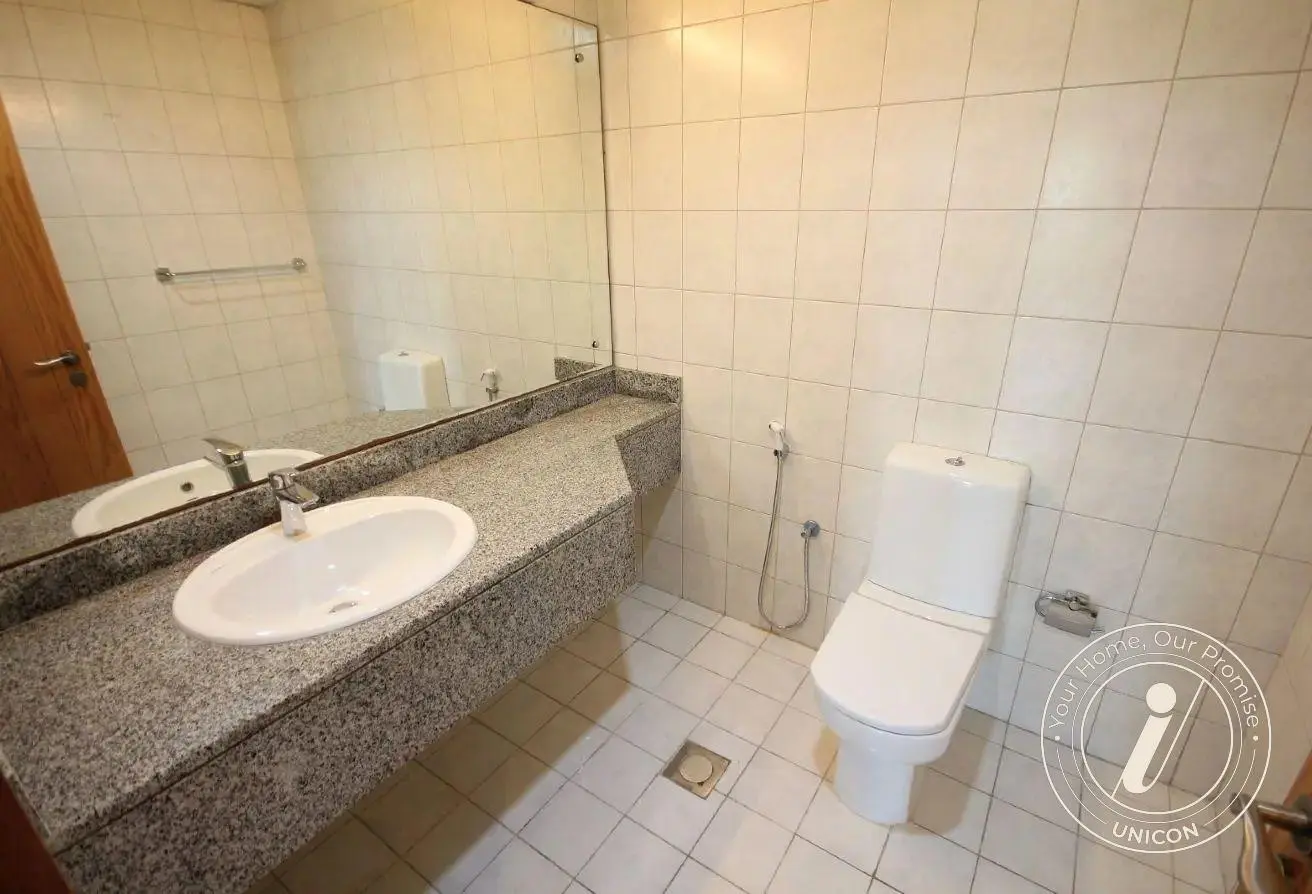 Apartment for sale in Building 110, Cactus Cluster