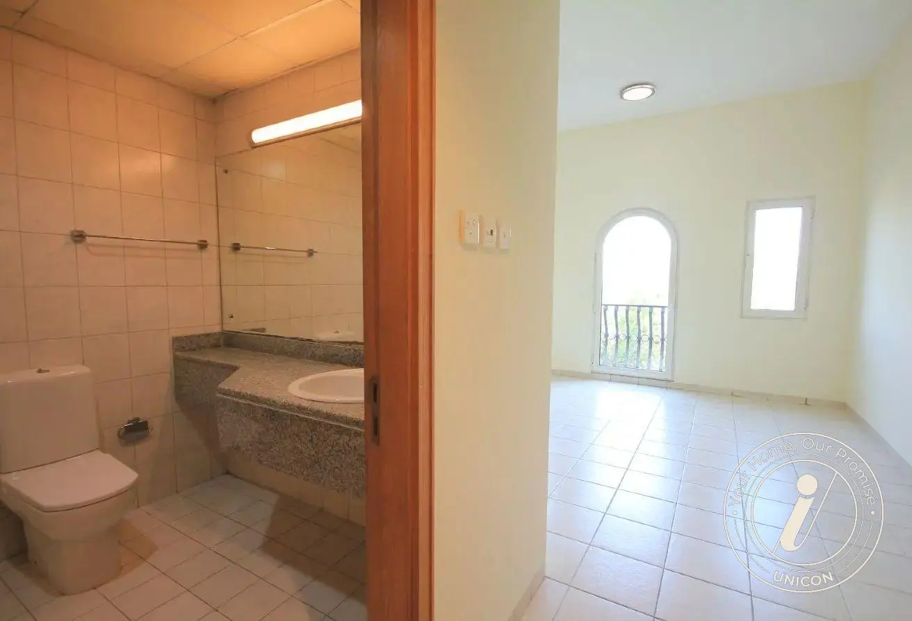 Apartment for sale in Building 110, Cactus Cluster