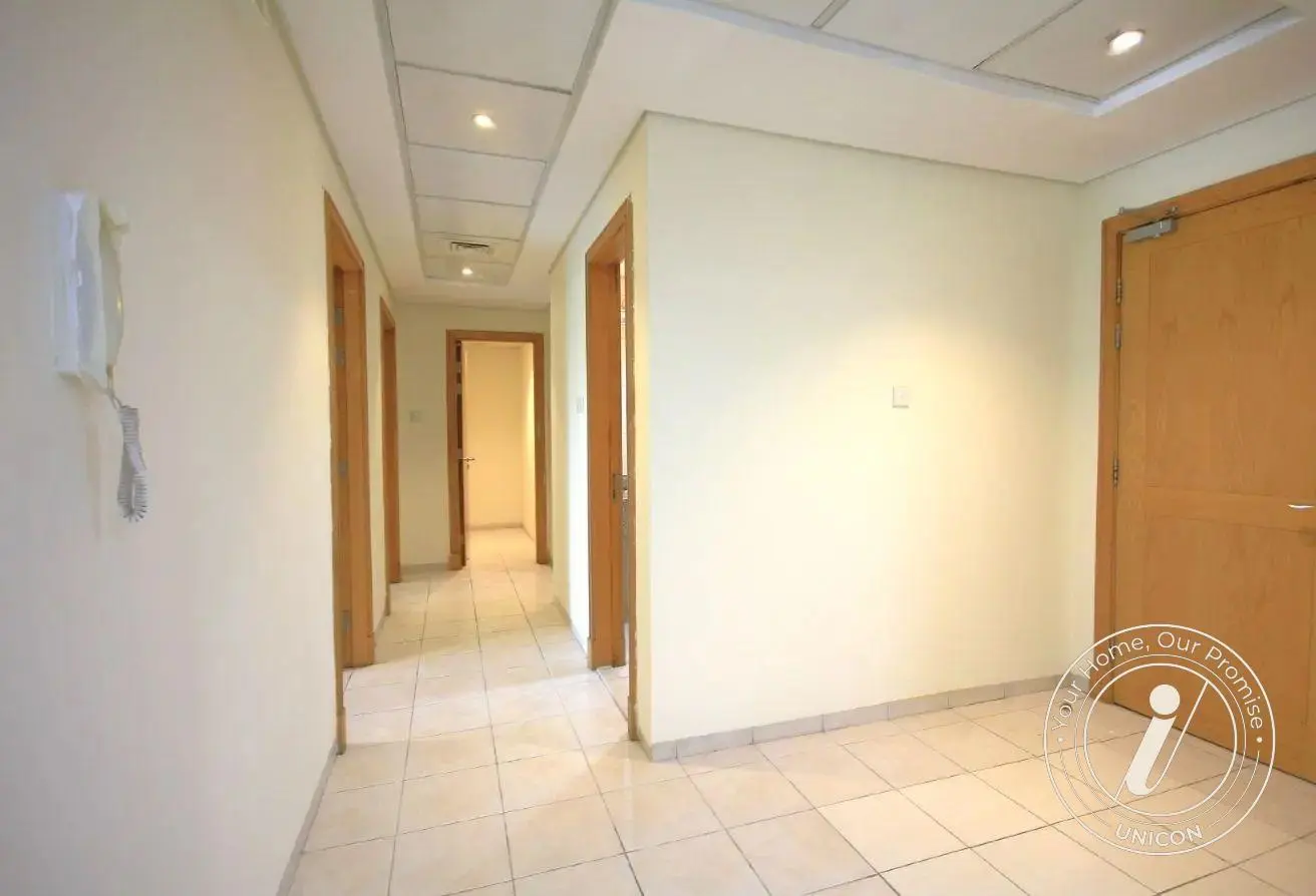 Apartment for sale in Building 110, Cactus Cluster