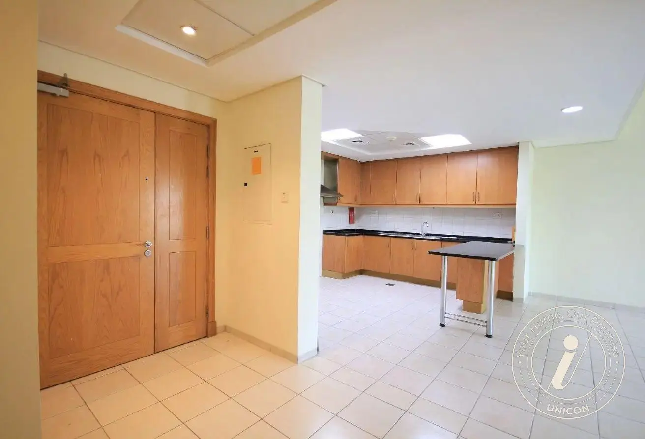 Apartment for sale in Building 110, Cactus Cluster