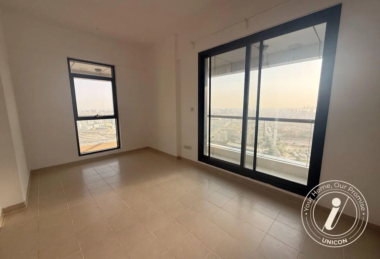 High Floor II Open City View II Vacant